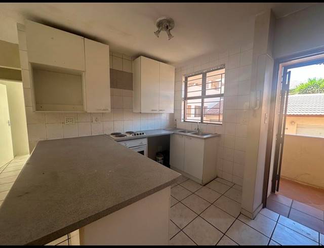 2 BEDROOM APARTMENT FOR SALE IN RANDBURG CENTRAL